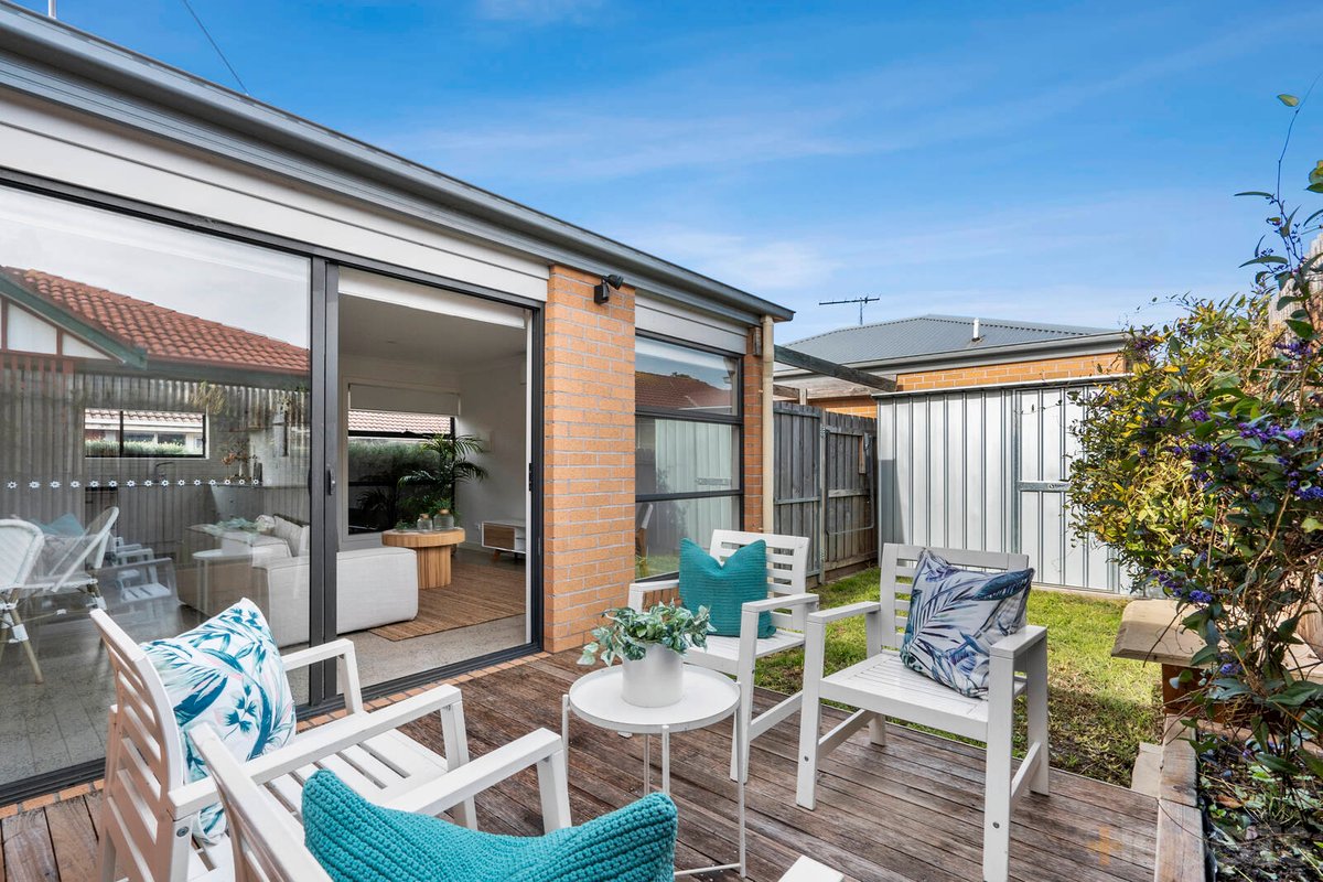 1 / 55 Isabella Street Geelong West - Residential for sale