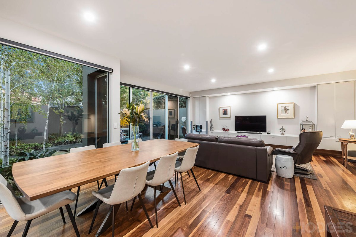 1 / 561 Balcombe Road Black Rock - Residential for sale