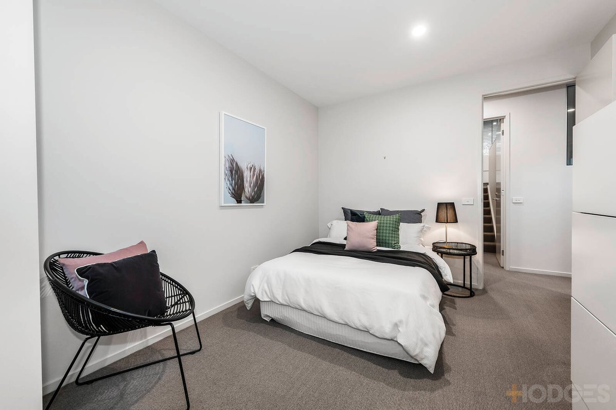 1 / 561 Balcombe Road Black Rock - Residential for sale