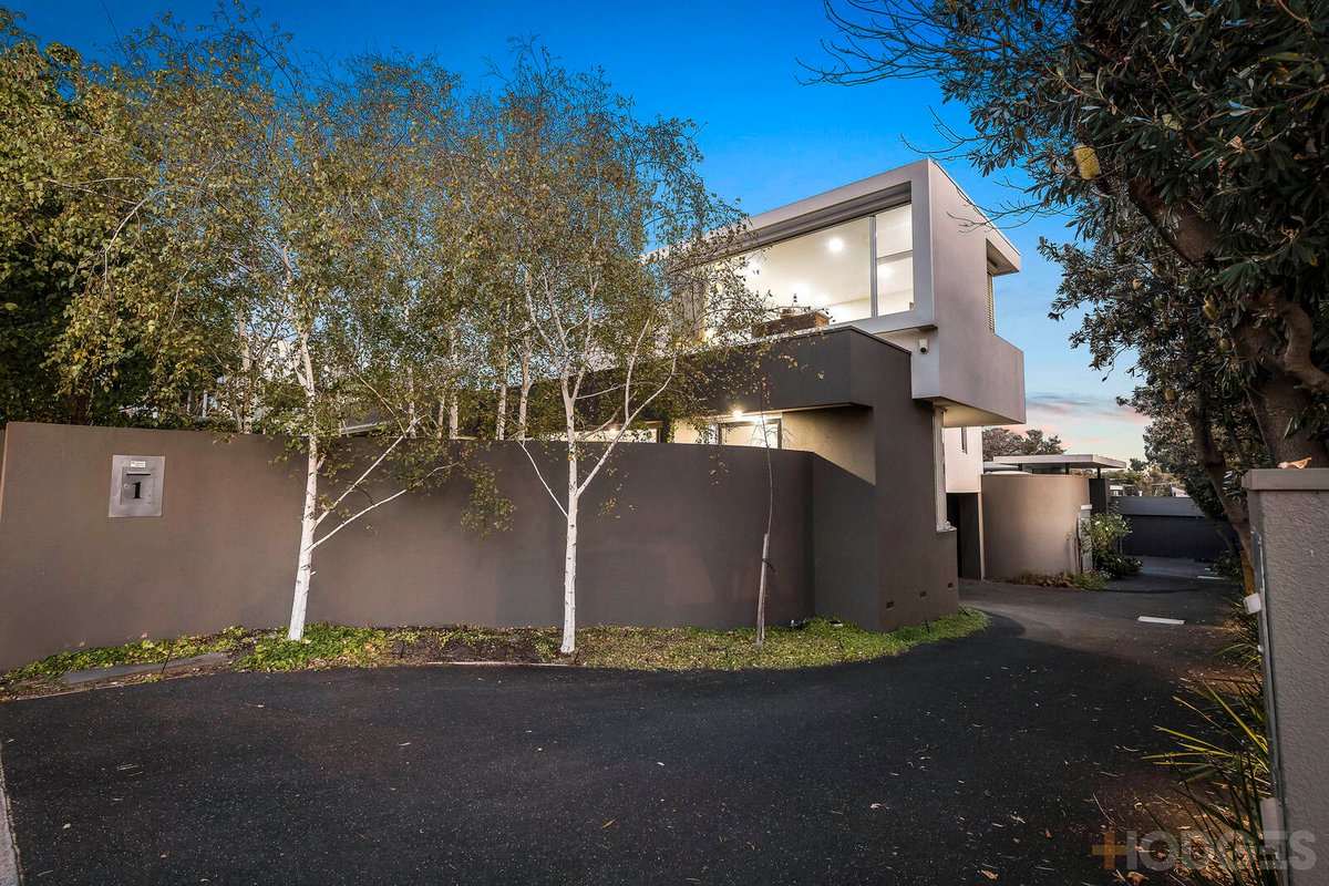 1 / 561 Balcombe Road Black Rock - Residential for sale