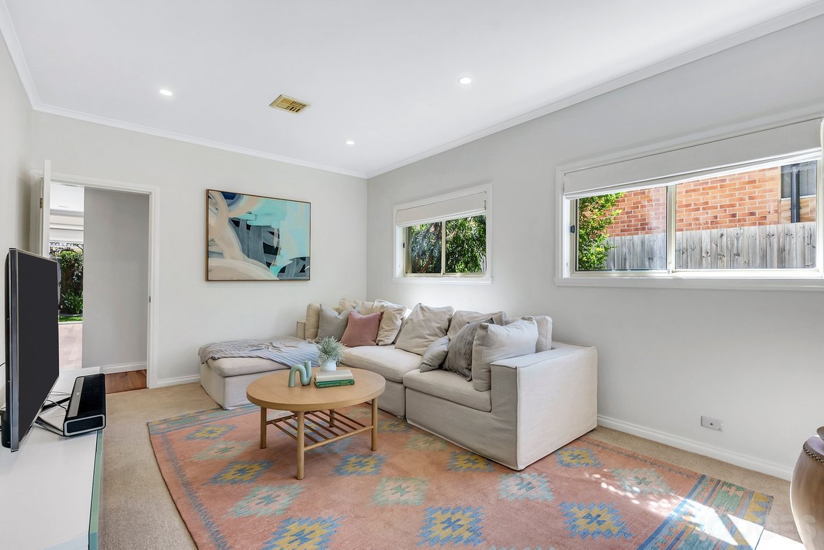 1 / 57 Teddington Road Hampton - Residential for sale