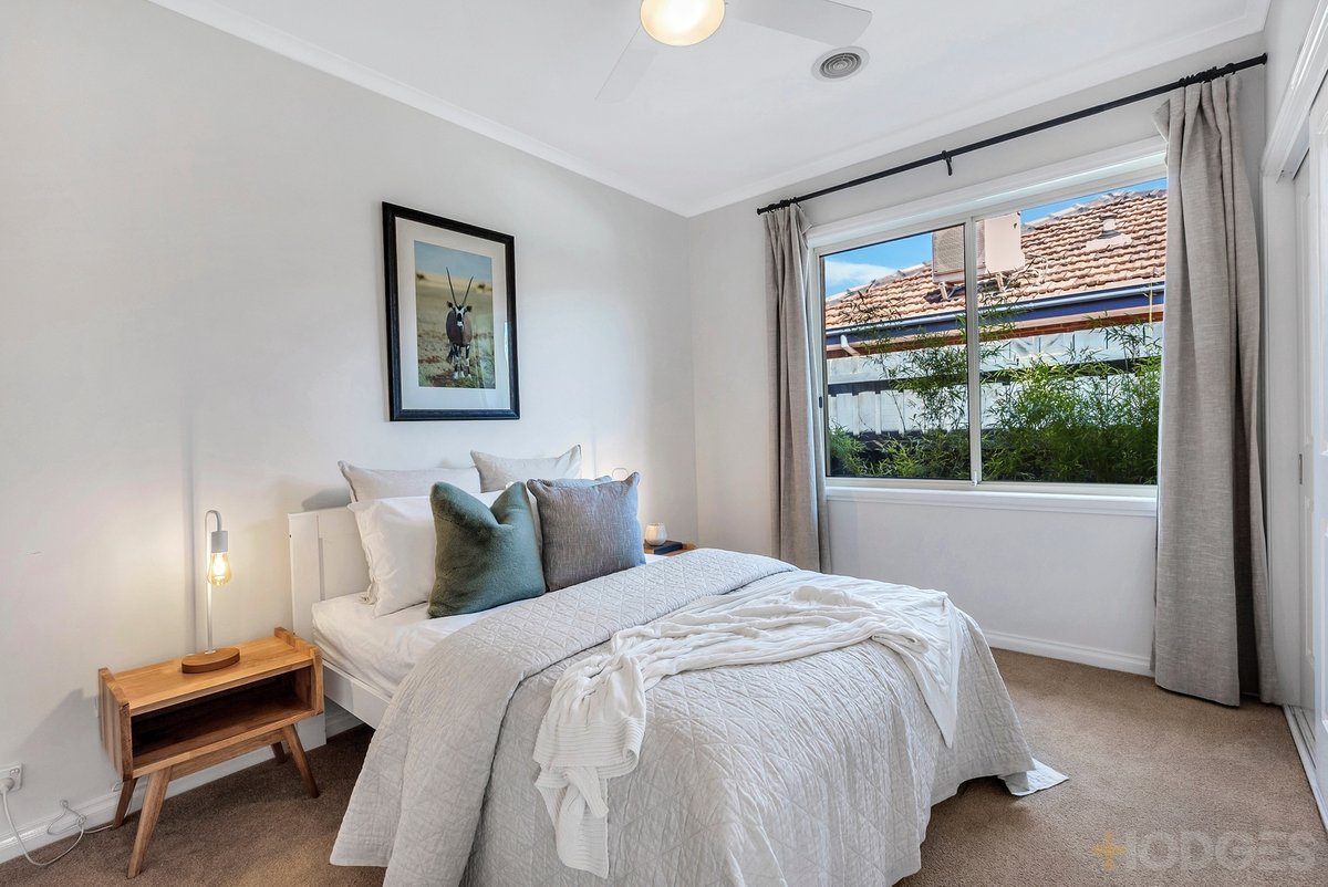 1 / 57 Teddington Road Hampton - Residential for sale