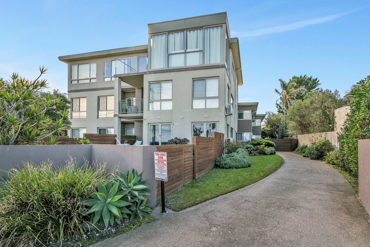 15 / 70 Beach Road Mentone - 1 bedroom property Sold