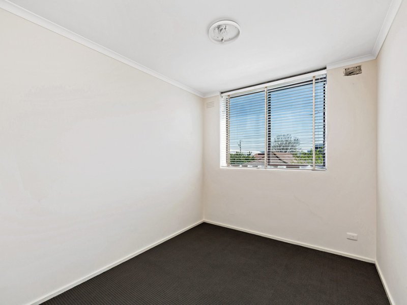15 / 745 Barkly Street WEST FOOTSCRAY - Residential for sale