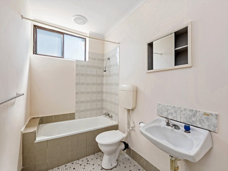 15 / 745 Barkly Street WEST FOOTSCRAY - Residential for sale