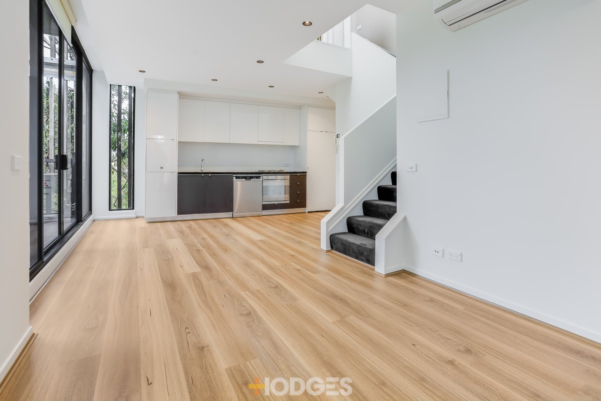 15 / 77 River Street RICHMOND - Residential for sale