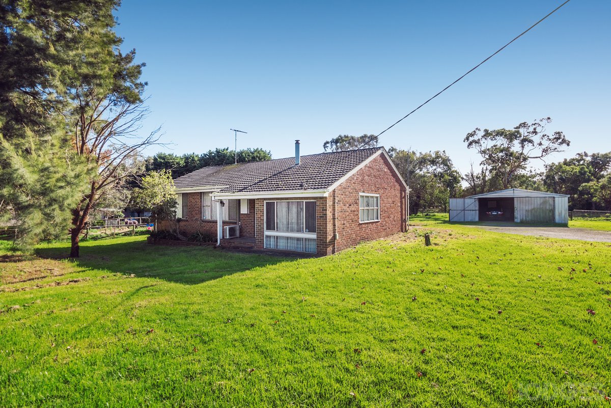 159 Browns Road Cranbourne South - Residential for sale
