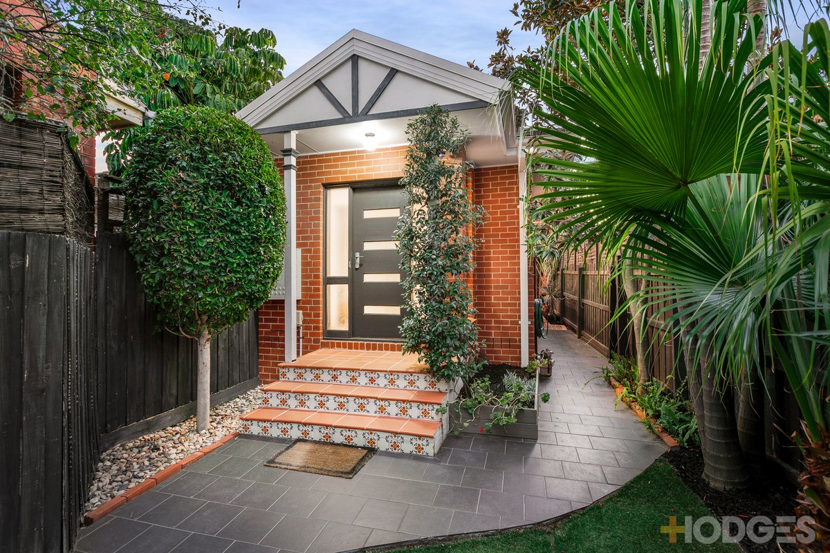 15A Leith Crescent Hampton East - Residential for sale