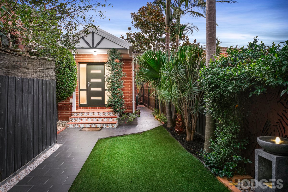 15A Leith Crescent Hampton East - Residential for sale