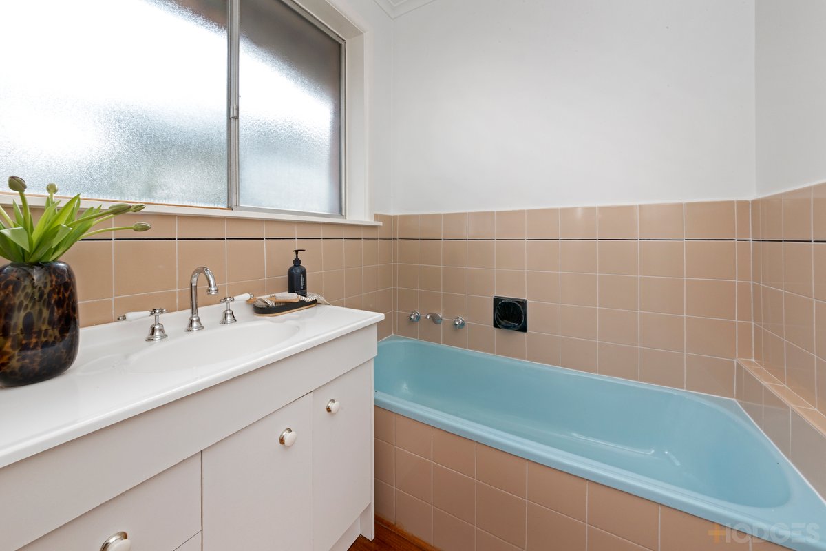 15B Buckingham Avenue Bentleigh - Residential for sale