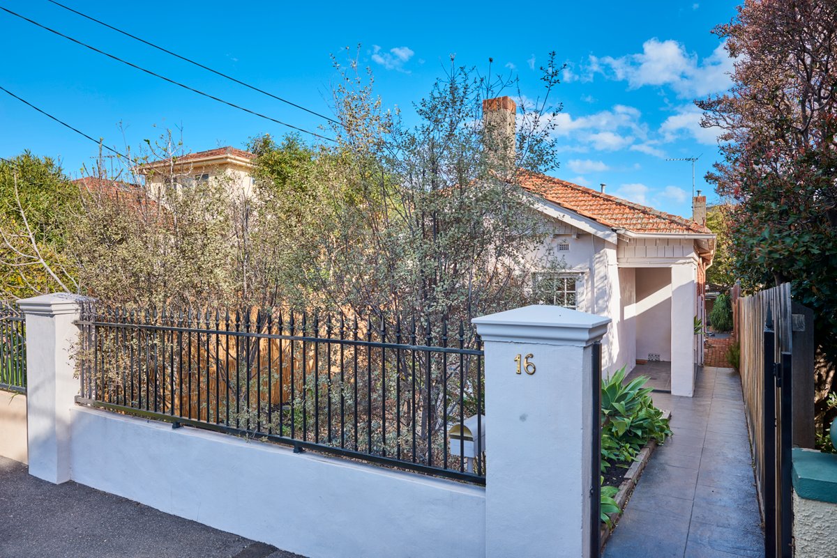 16 Alma Grove ST KILDA - Residential for lease