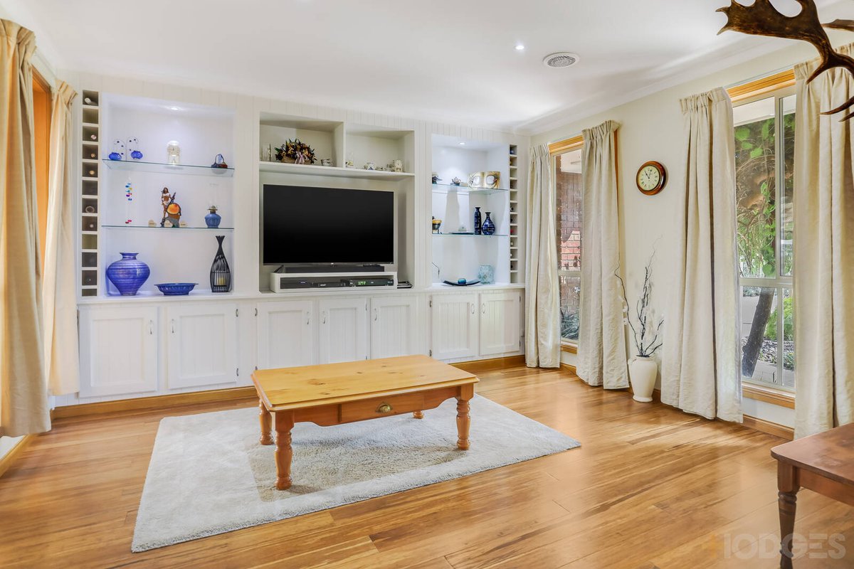 16 Beldale Avenue Werribee - Residential for sale
