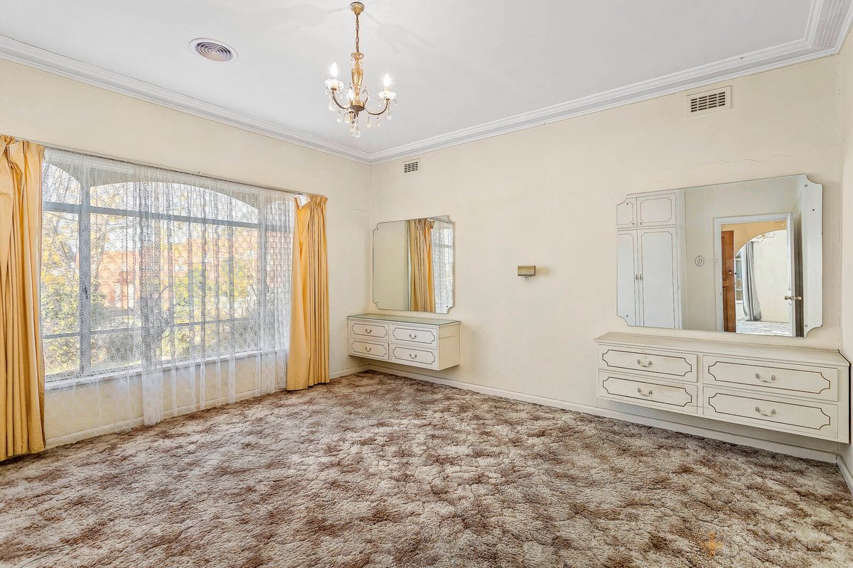 16 Clarendon Parade West Footscray - Residential for sale