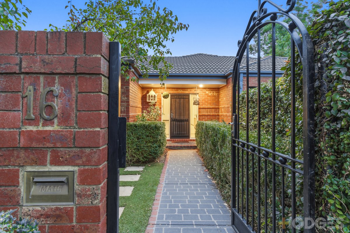16 Comas Road Beaumaris - Residential for sale