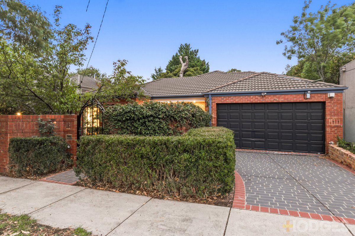 16 Comas Road Beaumaris - Residential for sale