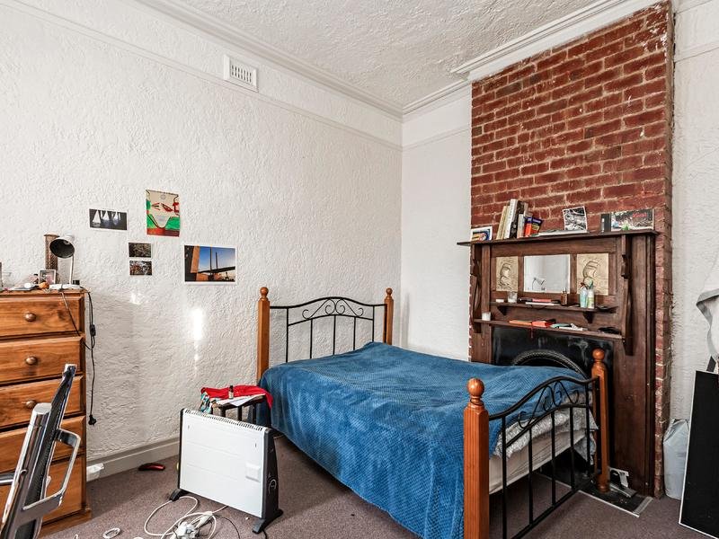 16 Creswick Street FOOTSCRAY - Residential for sale