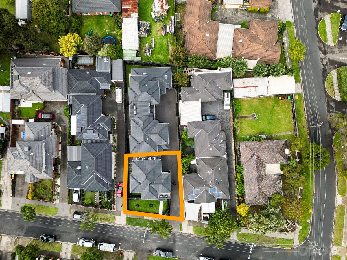 1 / 6 Edsall Street Highett - Residential for sale