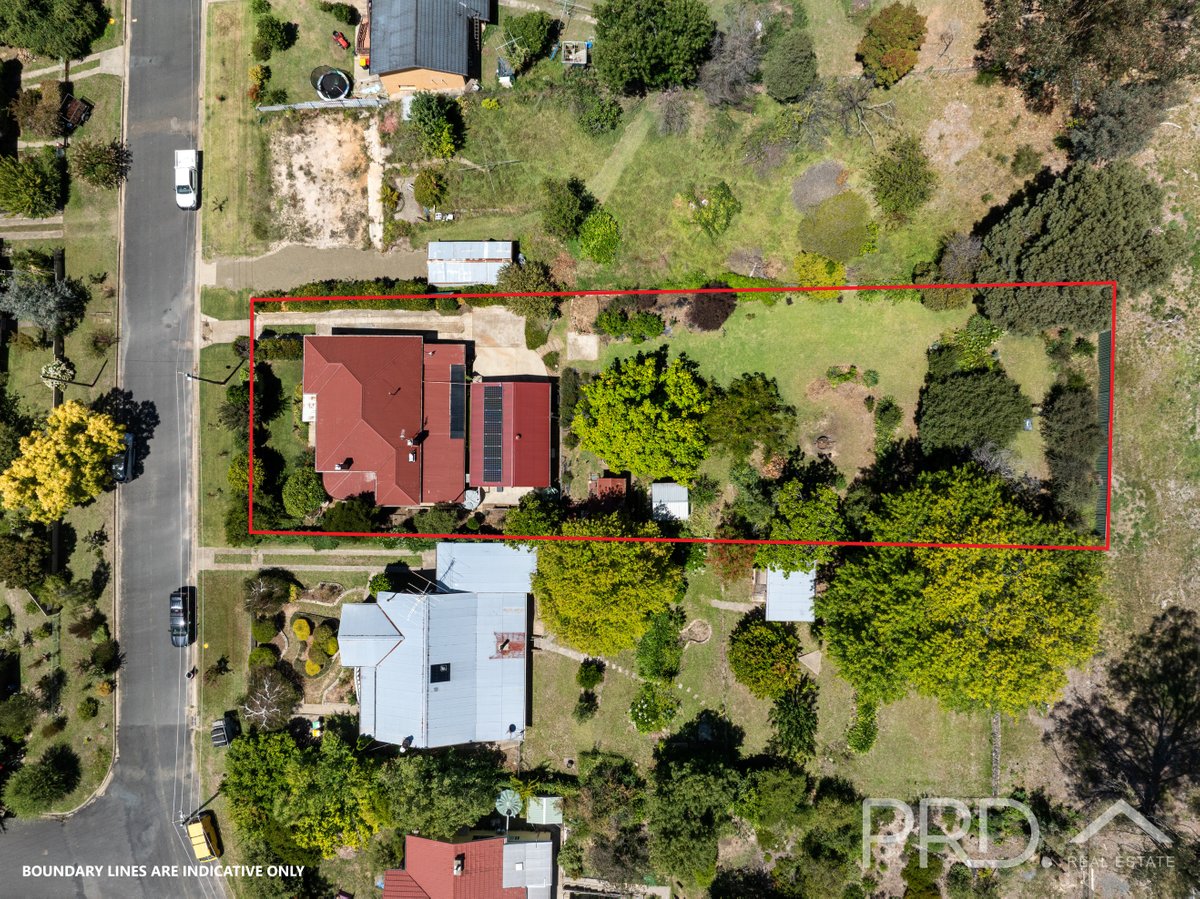 16 Eurabbie Street, BATLOW NSW 2730
