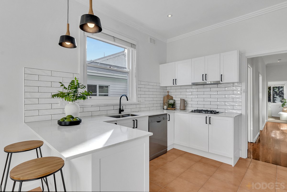 1 / 6 Latrobe Street Mentone - Residential for sale