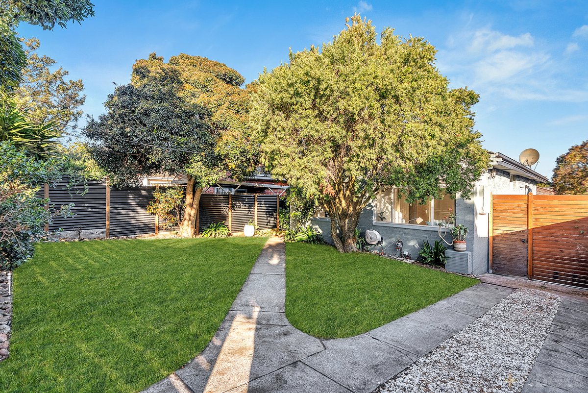 1 / 6 Latrobe Street Mentone - Residential for sale