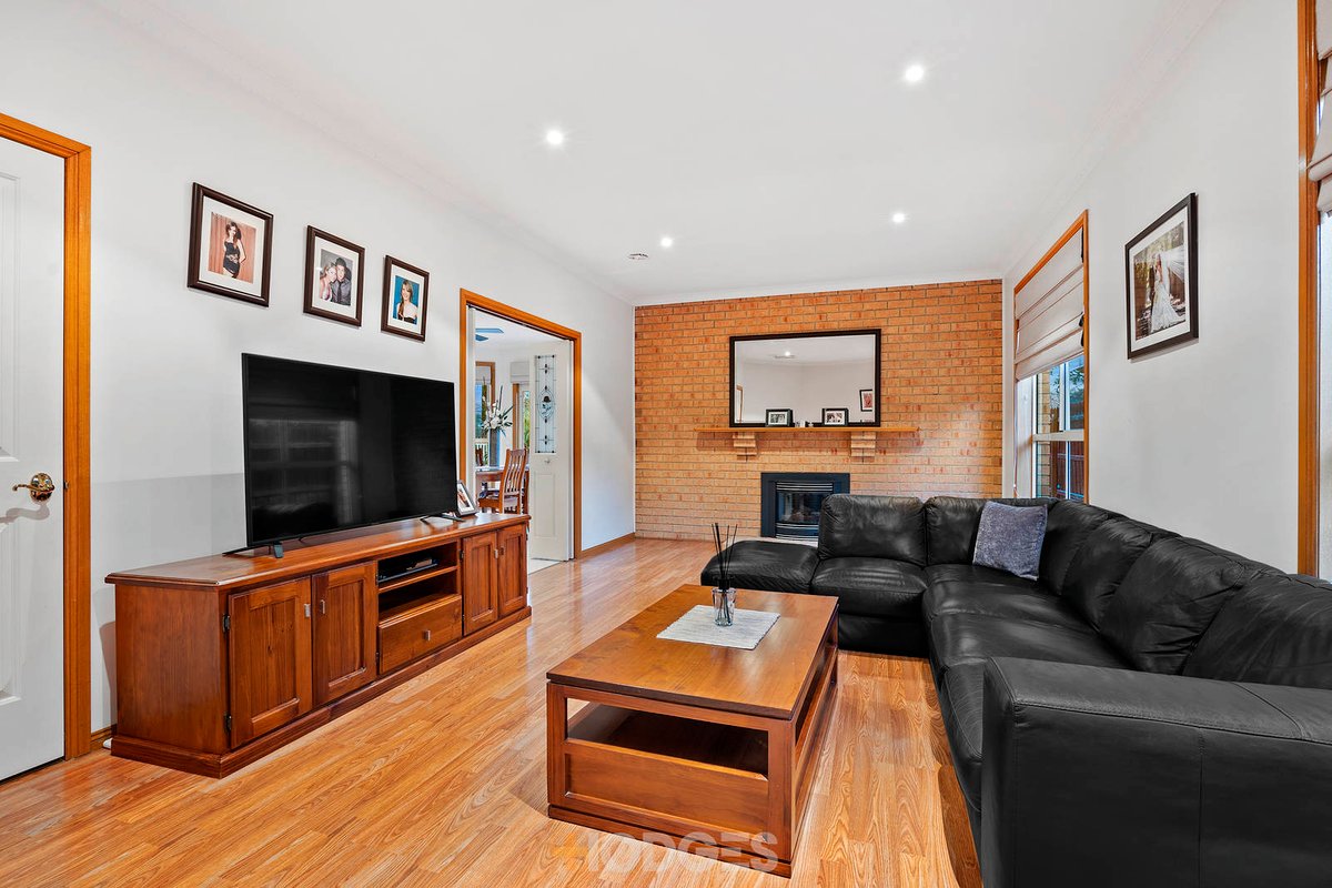16 Lonsdale Circuit Hoppers Crossing - Residential for sale