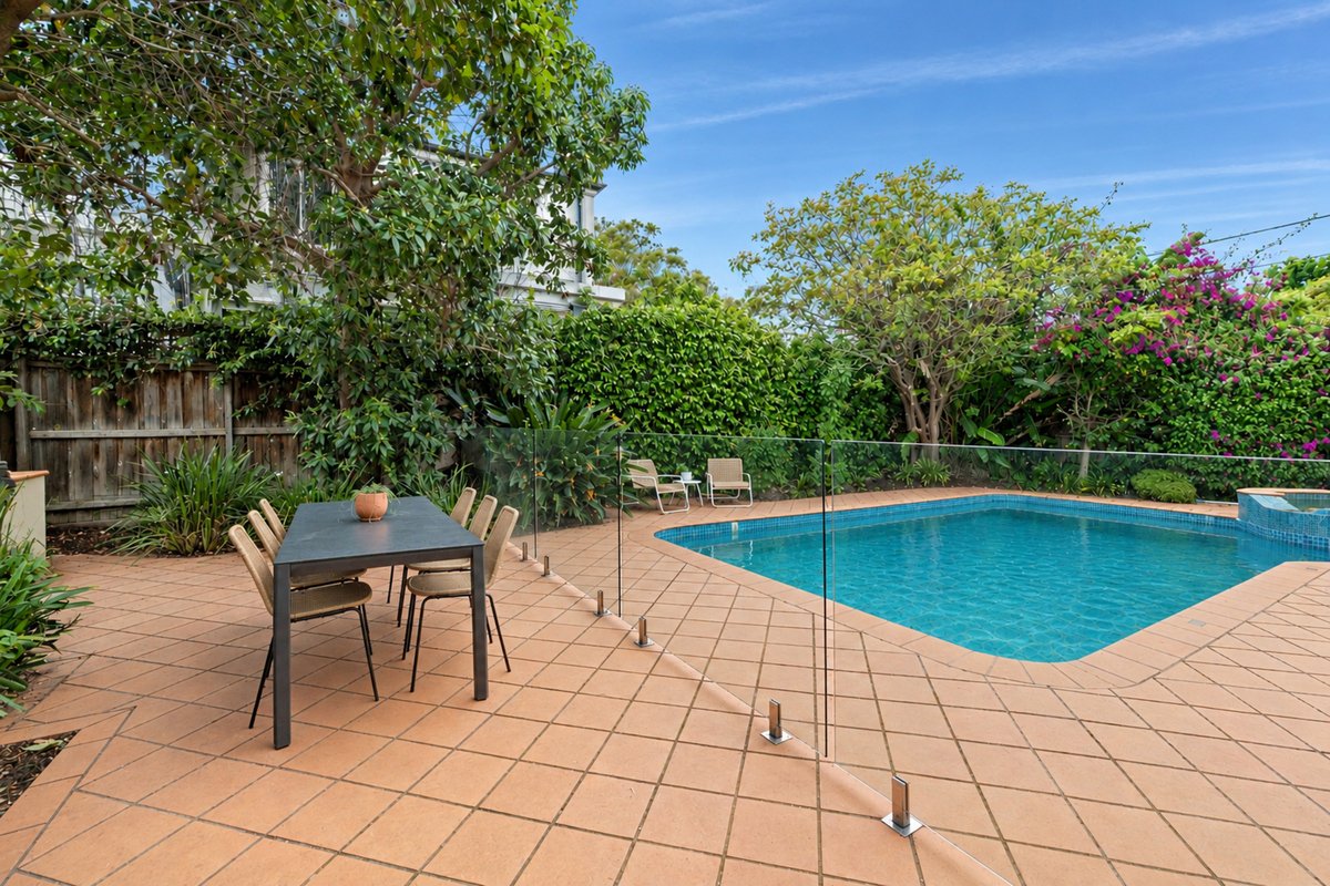 16 Lorac Avenue Brighton - Residential for sale
