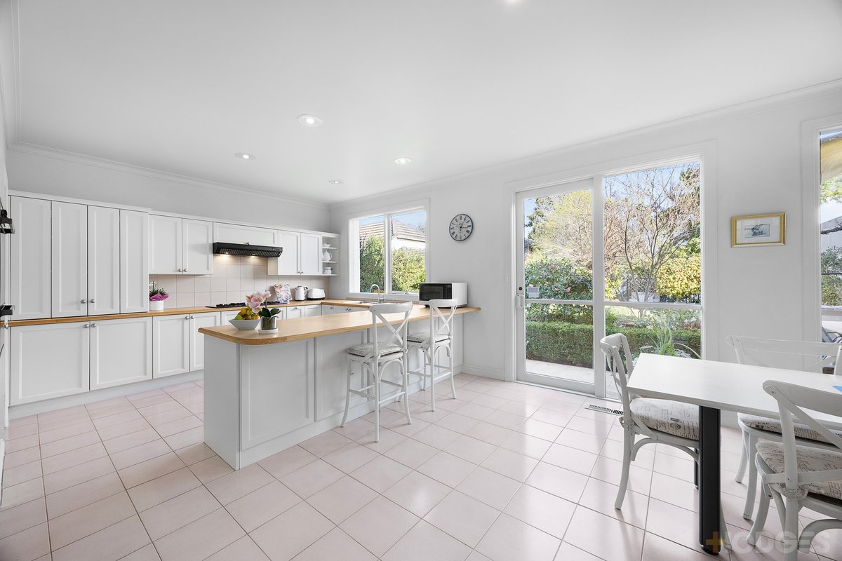 16 Lynette Avenue Beaumaris - Residential for sale