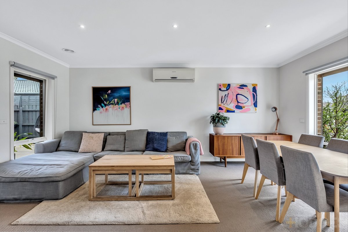 1 / 6 Munro Avenue Edithvale - Residential for sale