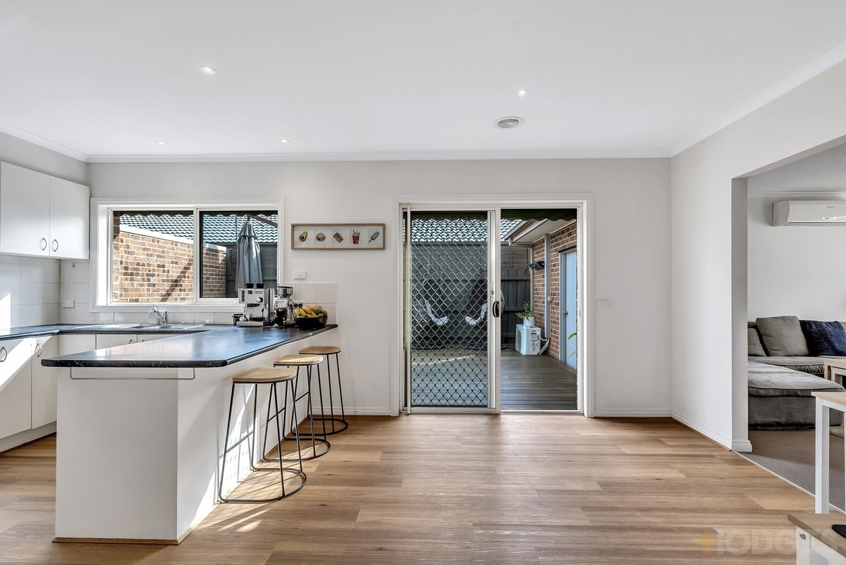 1 / 6 Munro Avenue Edithvale - Residential for sale