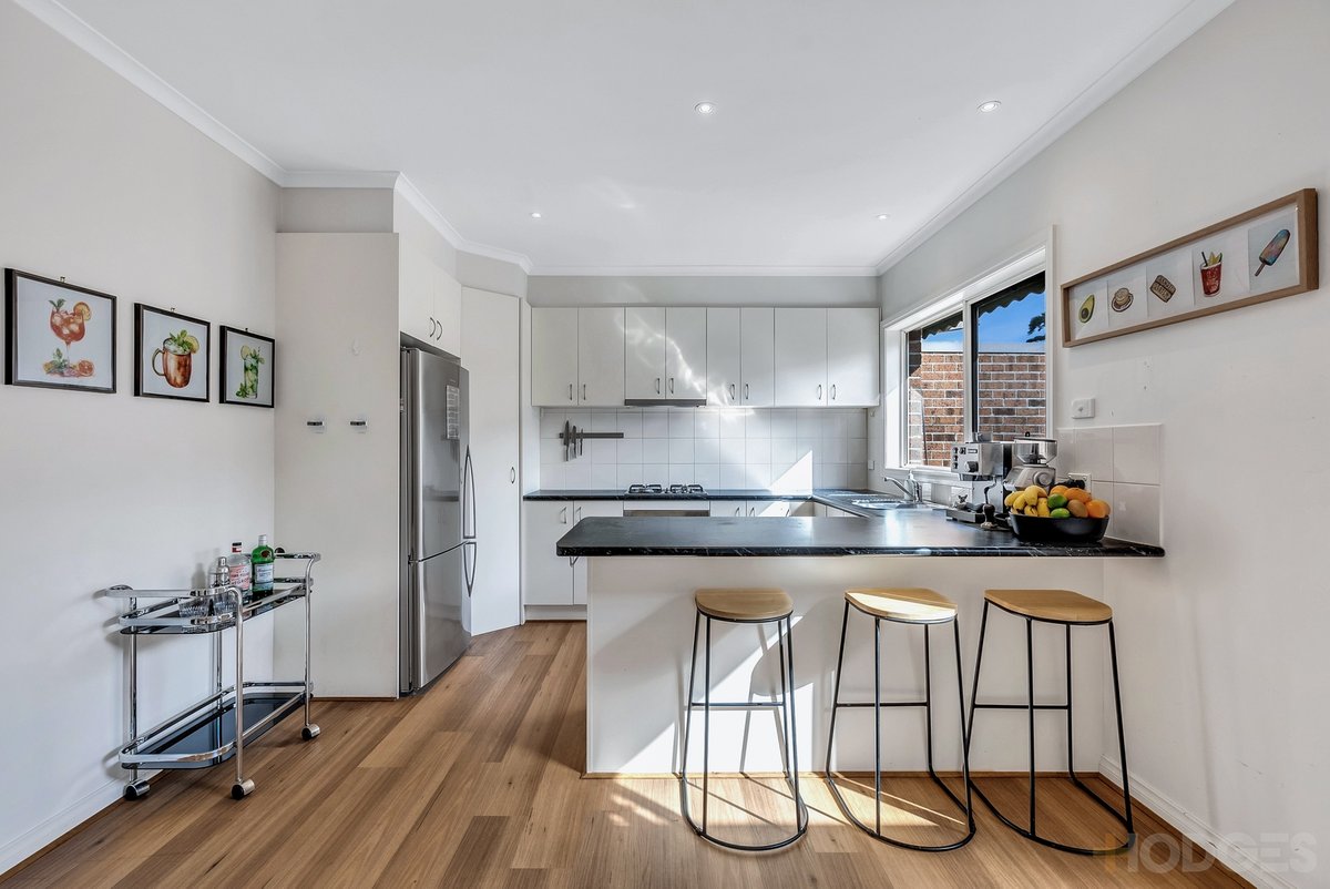 1 / 6 Munro Avenue Edithvale - Residential for sale