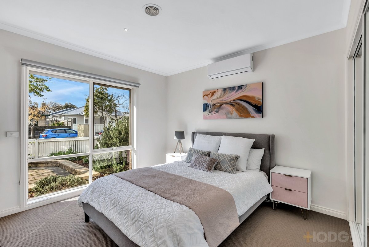 1 / 6 Munro Avenue Edithvale - Residential for sale