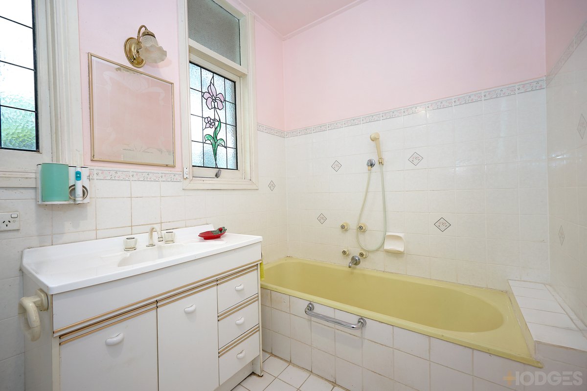 16 Rosemary Road Beaumaris - Residential for sale