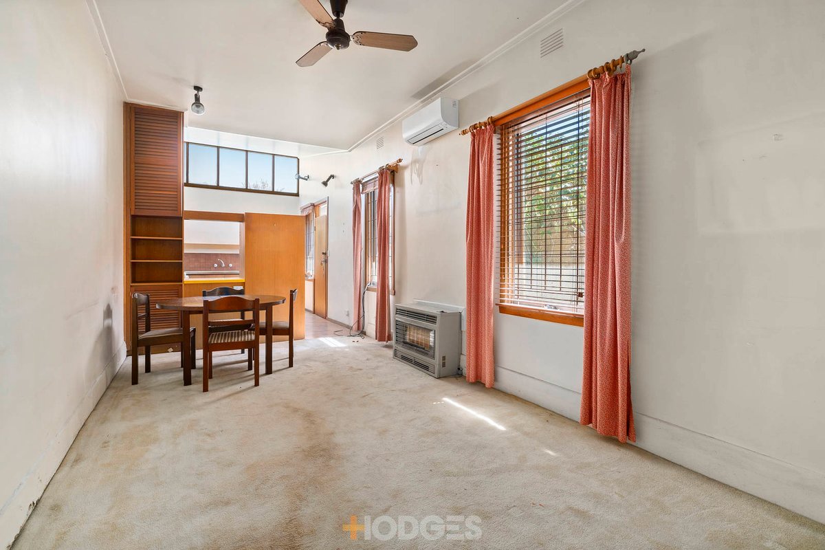 16 St John Street Windsor - Residential for sale