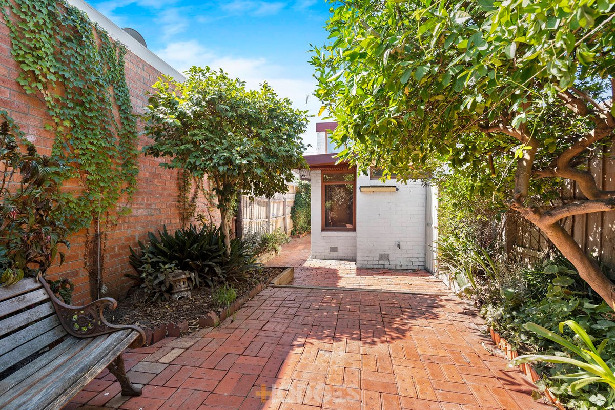 16 St John Street Windsor - Residential for sale