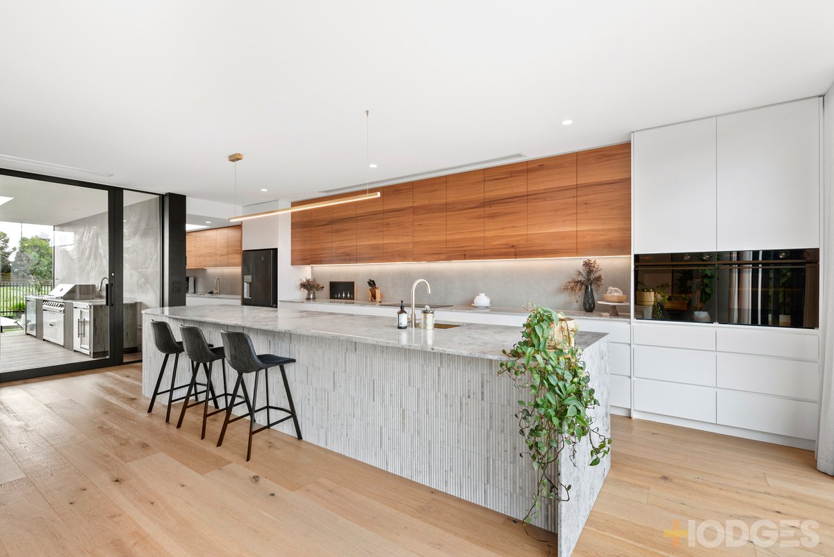 16 Stone Pine Court Connewarre - Residential for sale