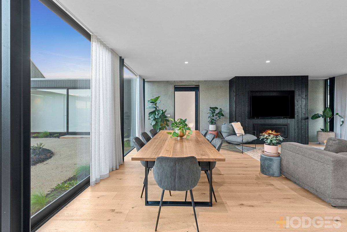 16 Stone Pine Court Connewarre - Residential for sale