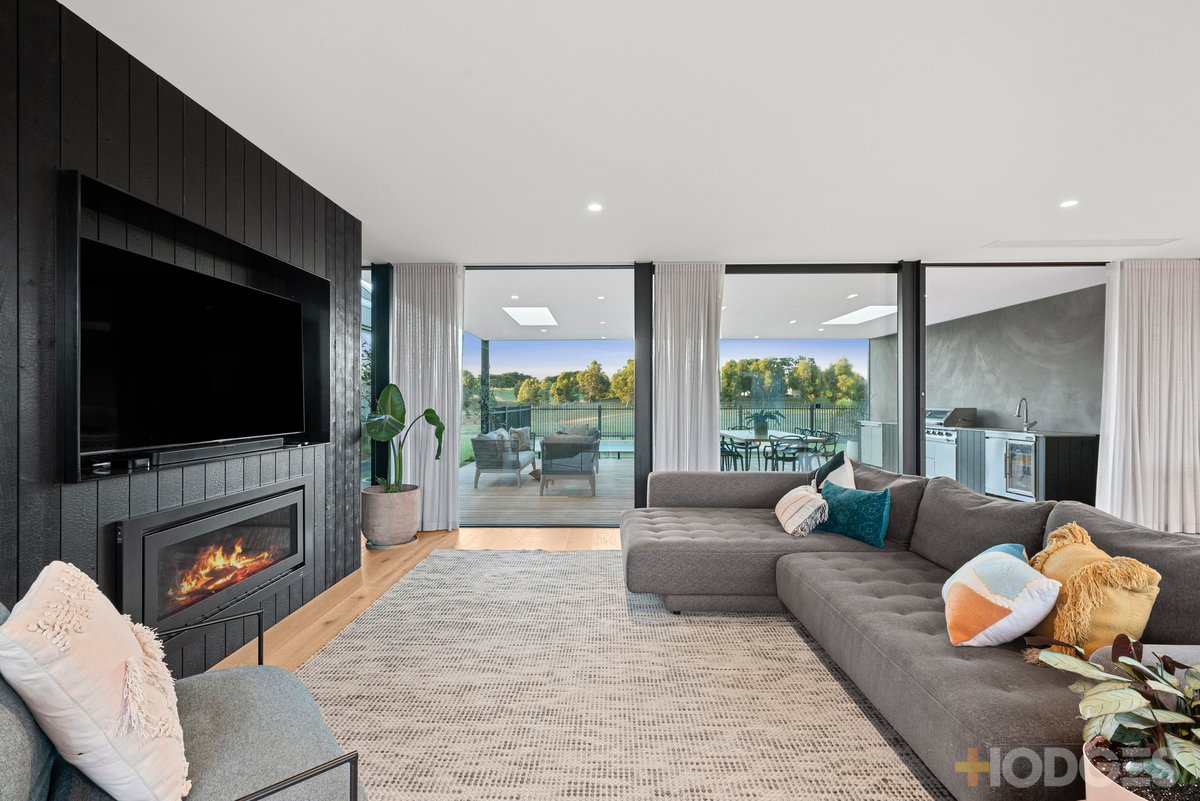 16 Stone Pine Court Connewarre - Residential for sale