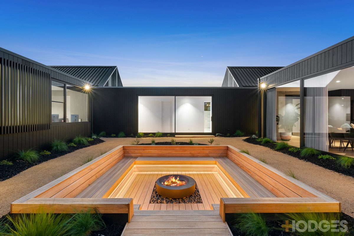 16 Stone Pine Court Connewarre - Residential for sale