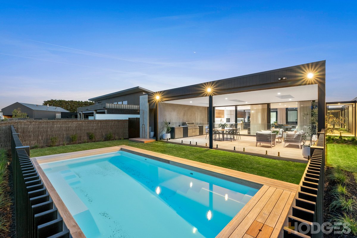 16 Stone Pine Court Connewarre - Residential for sale