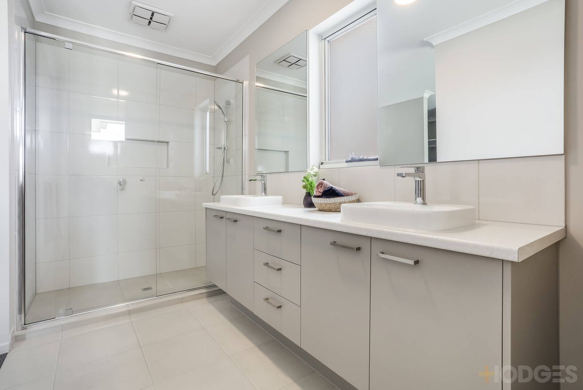 16 Tulsi Avenue Werribee - Residential for sale