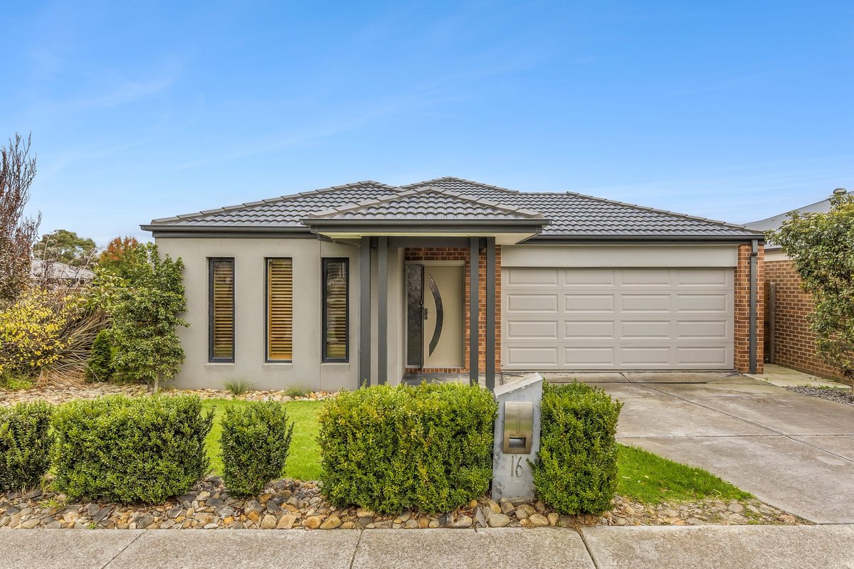 16 Village Green Dr  Leopold - 3 bedroom property