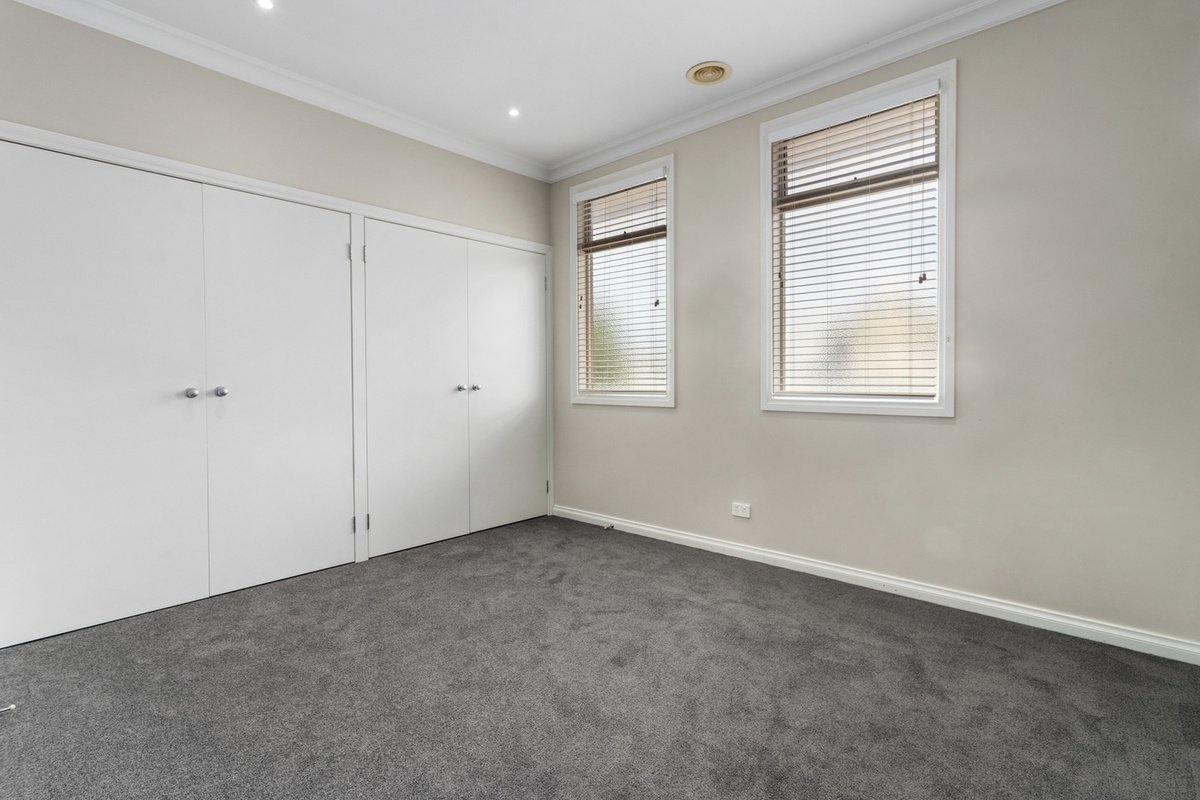 1 / 60 Mortimore Street Bentleigh - Residential for lease