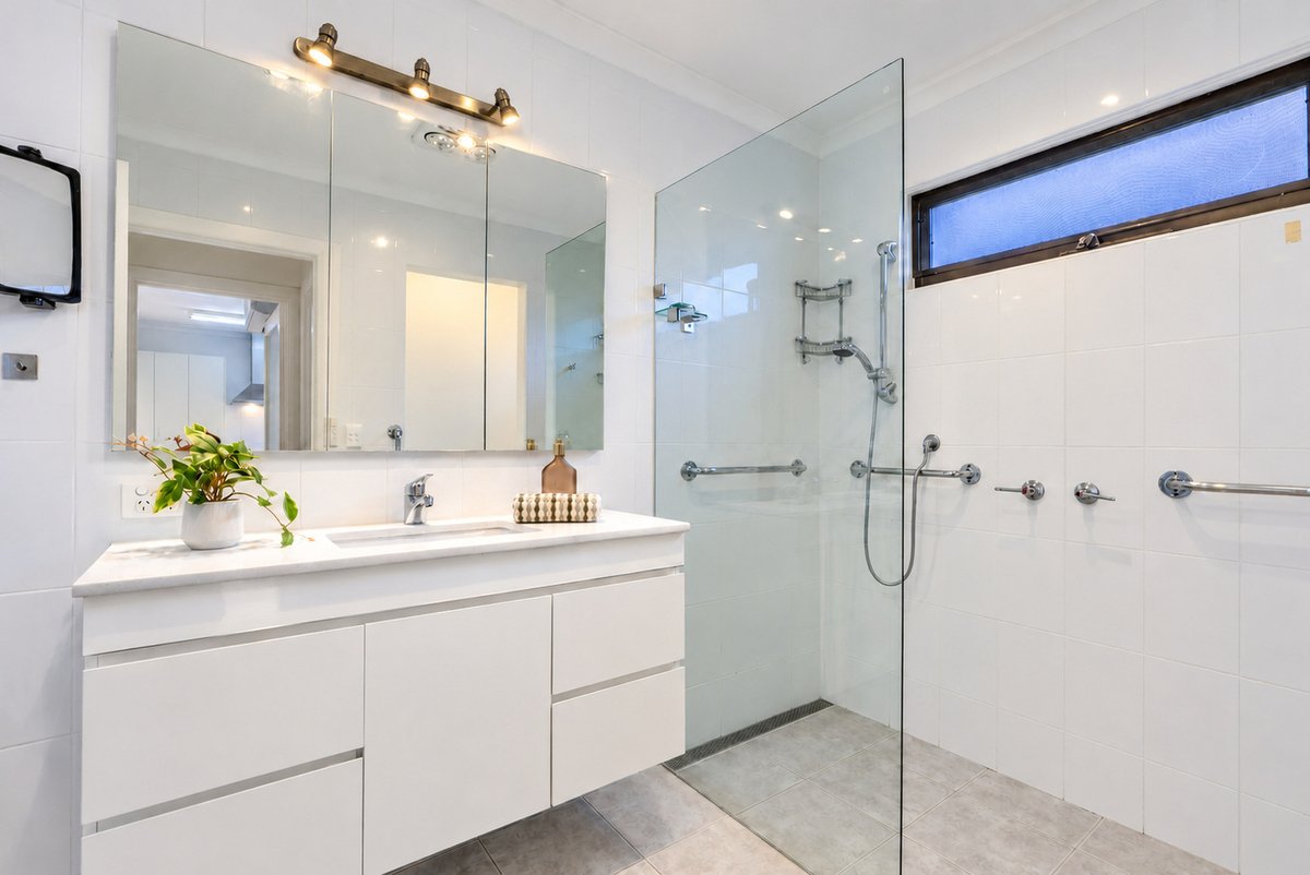 16 / 1-6 Chaprowe Court Cheltenham - Residential for sale
