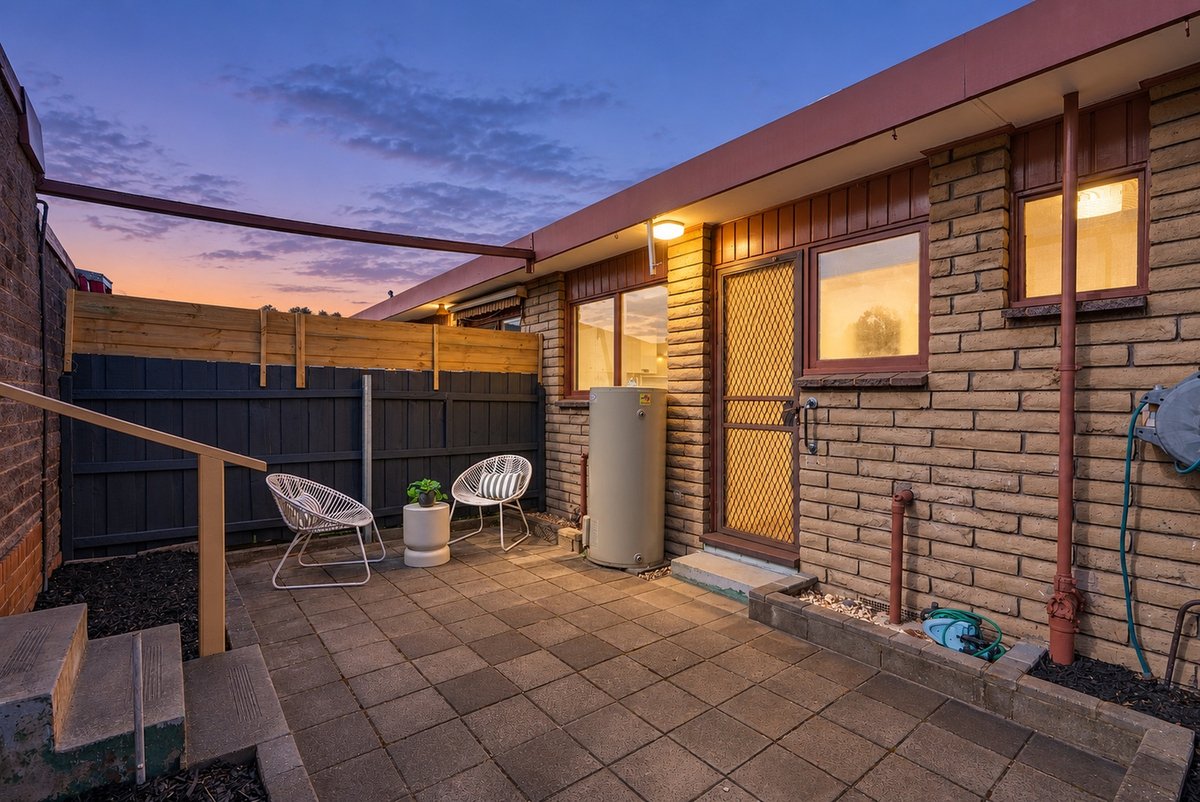 16 / 1-6 Chaprowe Court Cheltenham - Residential for sale
