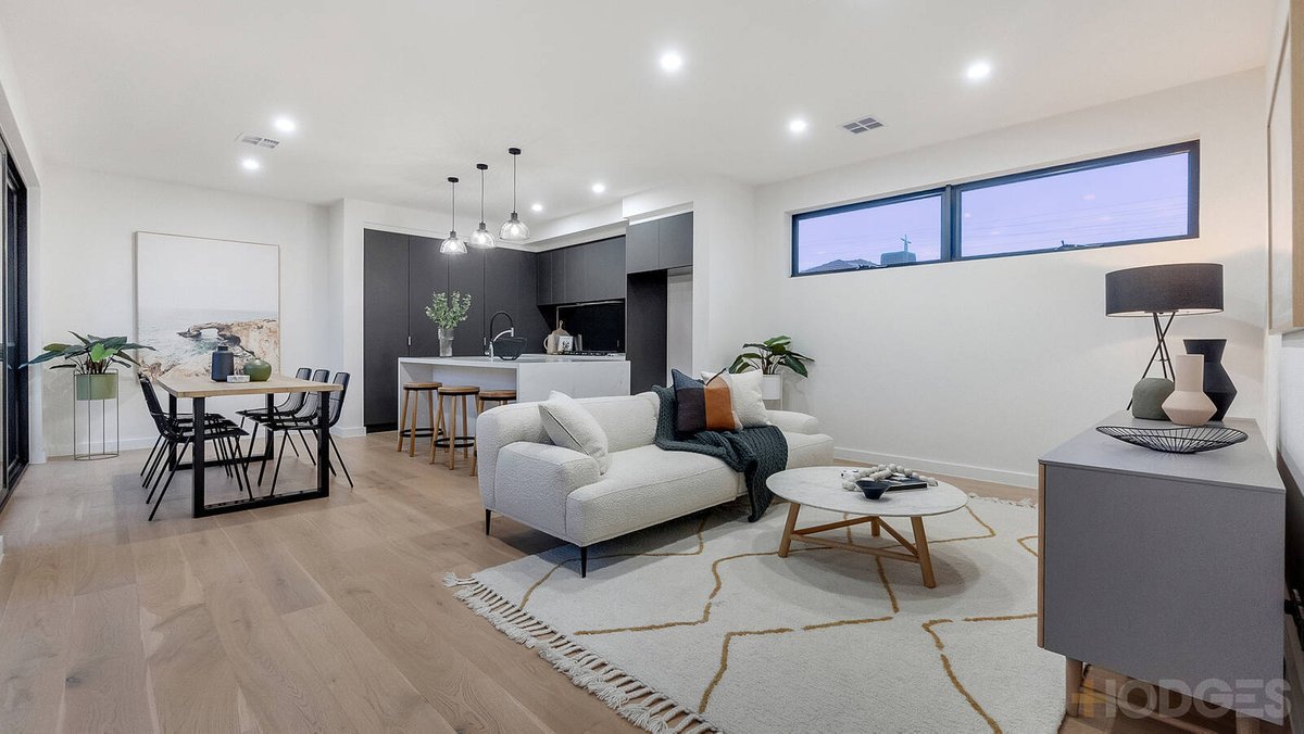 1 / 61 Follett Road Cheltenham - Residential for sale