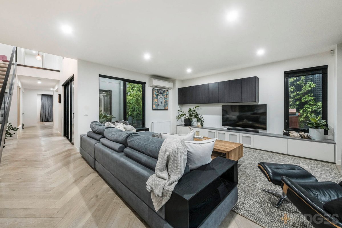 162 Dalgetty Road Beaumaris - Residential for sale
