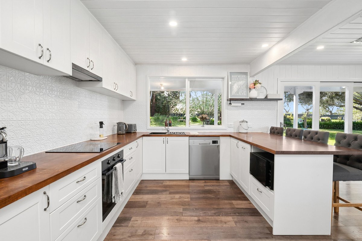 162 Diggings Road Willowmavin - Residential for sale