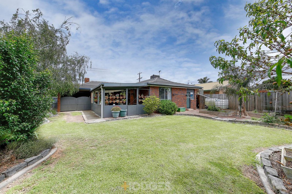 162 Greaves Street North Werribee - Residential for sale