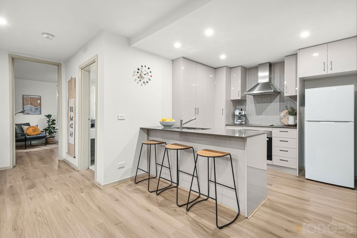 1 / 62 Hawthorn Road Caulfield North - Residential for sale