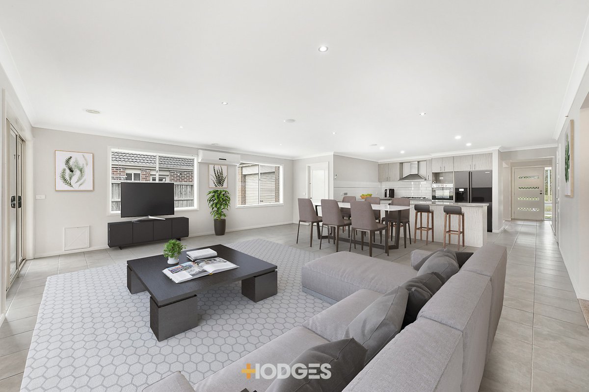162 Linsell Boulevard Cranbourne East - Residential for sale